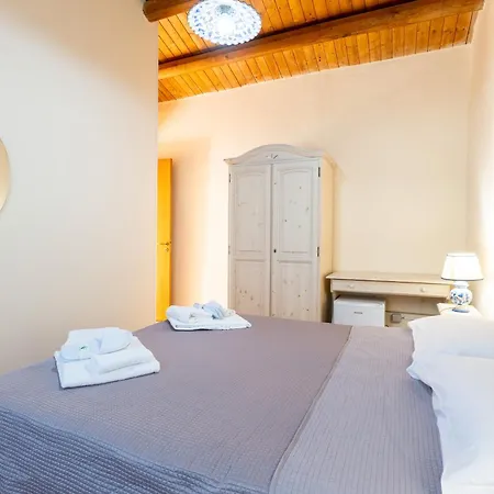 بيت للعطل Al Casale - Private Pool راغوزا